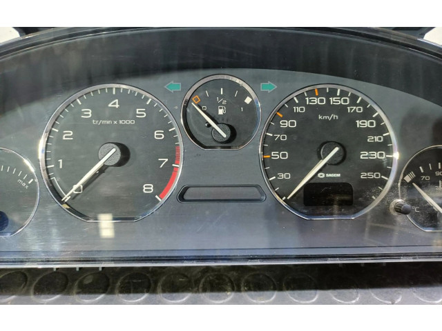 Přístrojová deska  Peugeot 406  215747095  