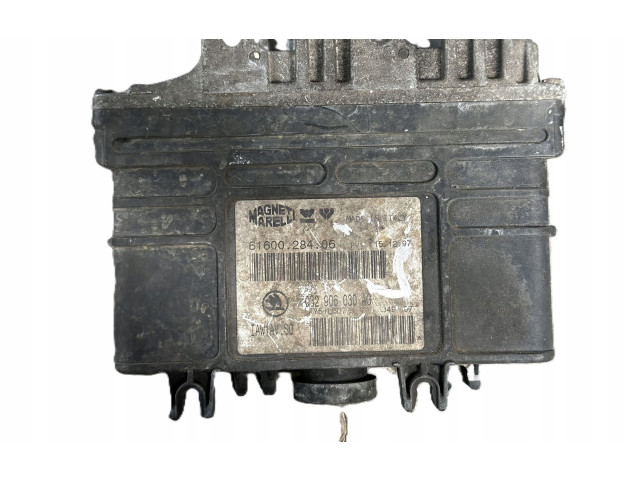 Блок управления двигателя 032906030AG, 032906030AG   Skoda Felicia I