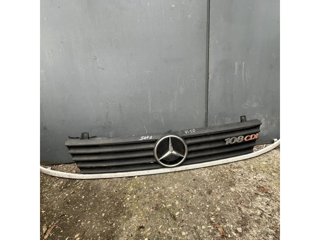 Верхняя решётка Mercedes-Benz Vito Viano W638 1996-2003 года A638880415, F175      