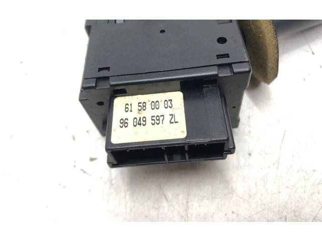 Ручка стеклоочистителей 61580003, 96049597ZL   Citroen Saxo