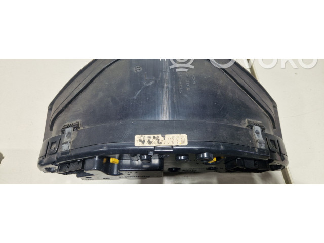 Přístrojová deska  Mercedes-Benz E W210 1999 4B0919860A  