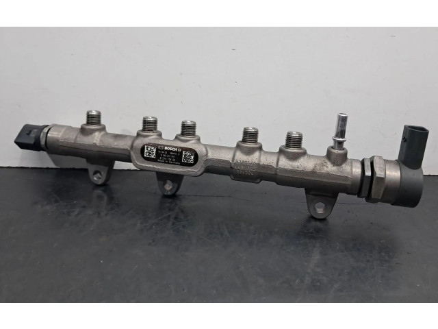 Vstřikovací lišta 0445214315, 0281002949   BMW 1 F20 F21    B47 D20 A 