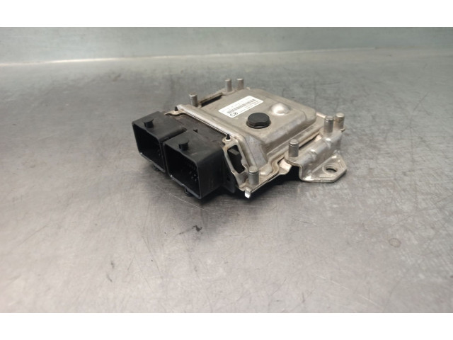 Блок управления двигателя 33920M68K00, 0261S04260   Suzuki Alto