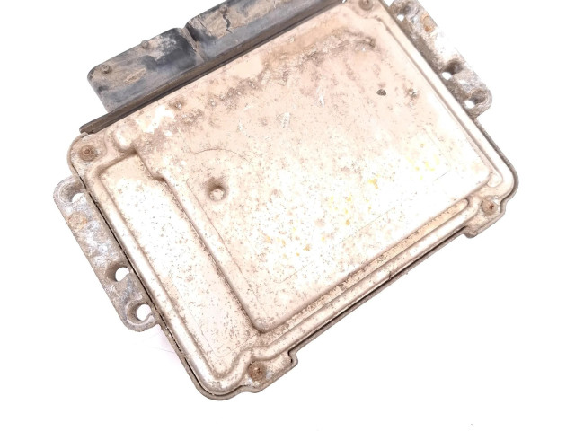 Řídící jednotka 0281011943, 18830077   Opel Astra H 2004