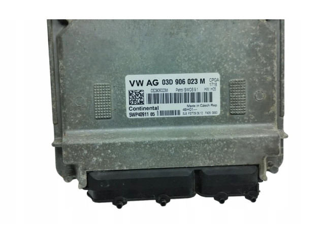 Pojistková skříňka Блок управления двигателем ECU    Skoda Fabia Mk2 (5J) 2010