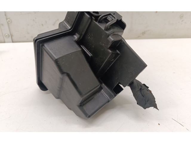   Pojistková skříňka 243129358R, 252361535R   Nissan Juke II F16 2021