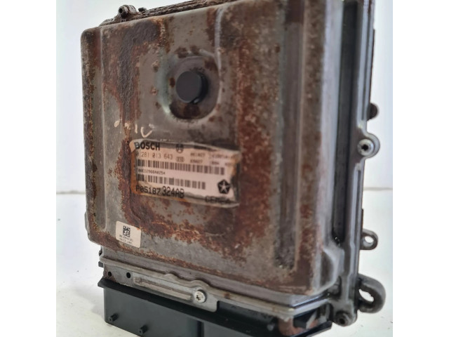 Блок управления двигателя 0281013643, 1039S18107   Jeep Grand Cherokee (WK)