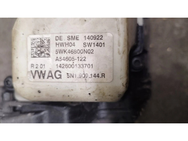    Рулевая рейка 5N1909144R, 3AB423050F   Volkswagen PASSAT B7 2011-2014 года