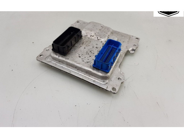 Блок управления двигателя 12686280, 12685505   Opel Karl