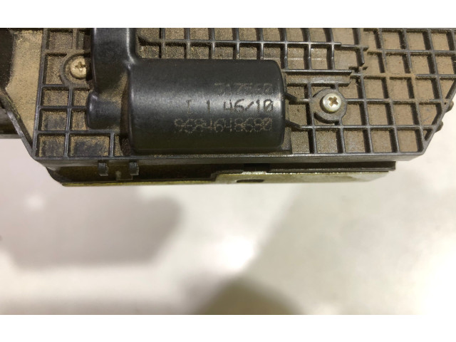 Замок багажника 9684648680, 9651487499    Peugeot 5008  -  года