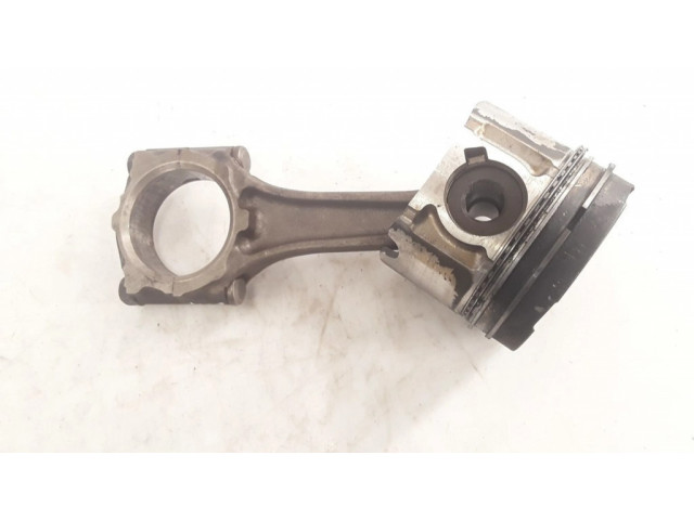 Píst P885, Z17DTH   Opel Meriva A  pro naftový motor 1.7 Z17DTH 