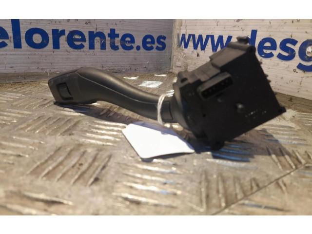 Ручка стеклоочистителей 4E0953503C   Audi A6 S6 C6 4F