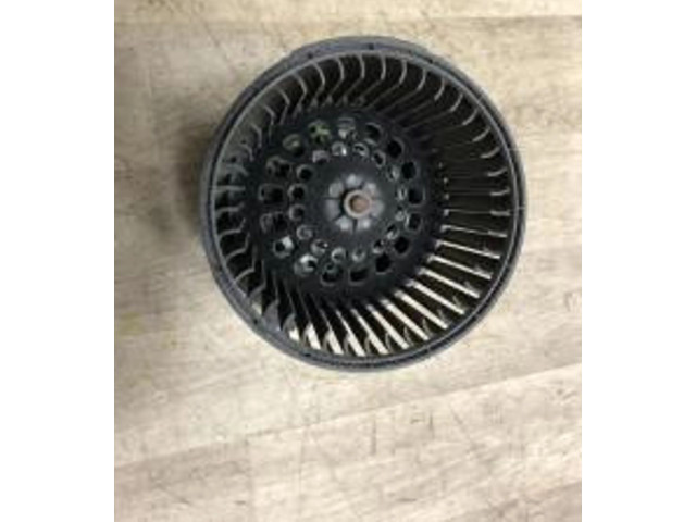 Вентилятор печки    272101005R, 272101005R   Renault Clio III