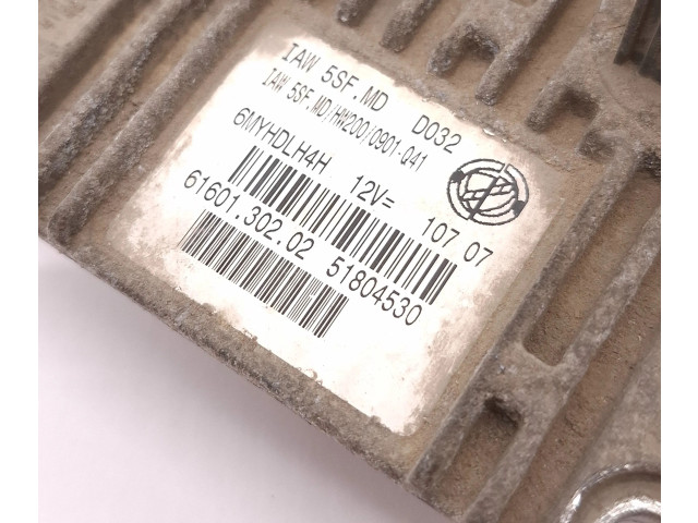 Блок управления двигателем Блок управления 6160130202, 51804530   Fiat Linea