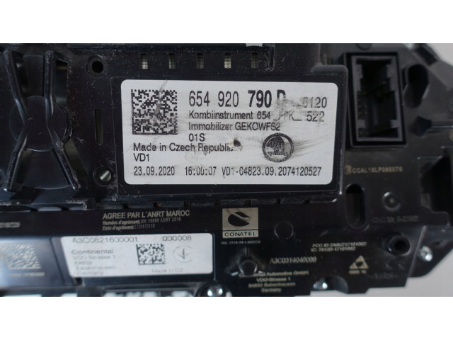 Přístrojová deska  Skoda Scala 2014 654920790D LICZNIK VIRTUAL ZEGARY LCD SKODA KAMIQ SCALA   