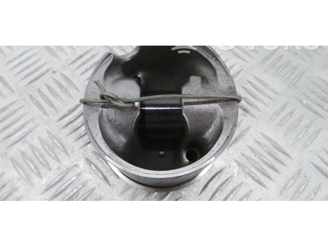 Píst A6510302517, 143110076311X   Mercedes-Benz CLA C117 X117 W117    OM 651.930 