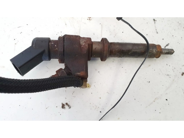 Vstřikovač 9652173780, d10611825   Peugeot Partner  pro naftový motor 2.0  