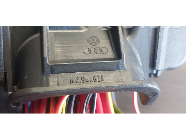   Pojistková skříňka 1K2941824   Audi A3 S3 A3 Sportback 8P 2010