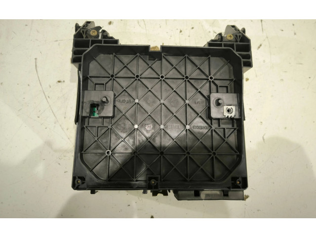 Блок предохранителей S108151001   Volkswagen Sharan    
