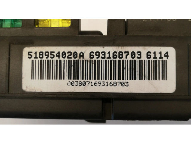   Pojistková skříňka 518954020A   BMW X5 E70 2008