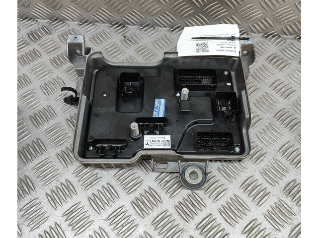 Блок комфорта 158399110C   Tesla Model Y   
