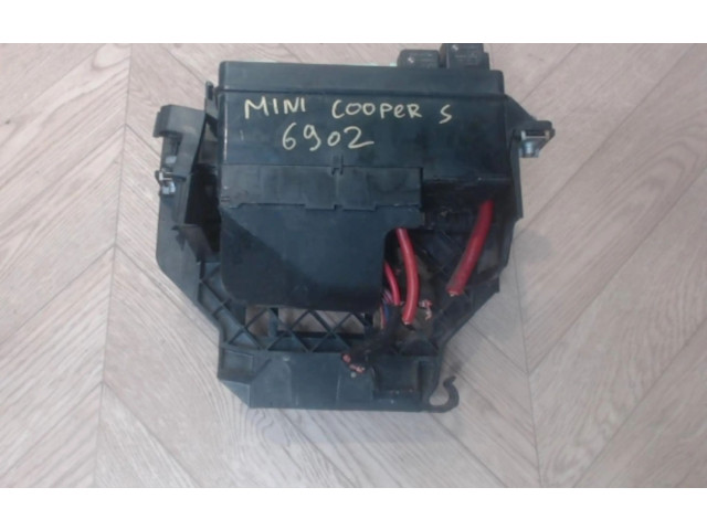   Pojistková skříňka 61353457583, 61353457583   Mini One - Cooper Clubman R55 2008