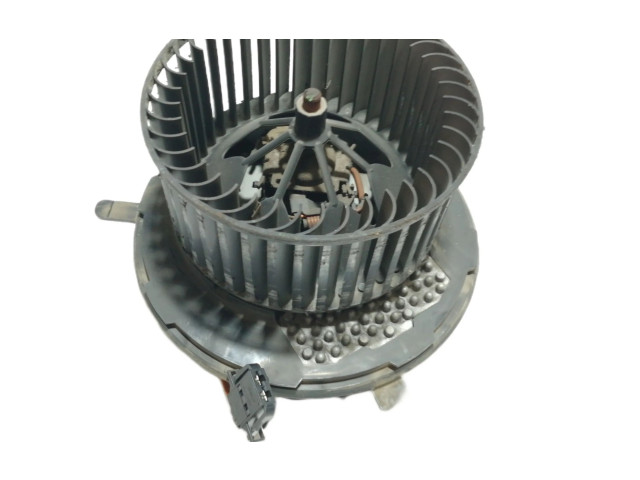 Вентилятор печки 3C1820015L, 3C0907521G   Volkswagen Tiguan