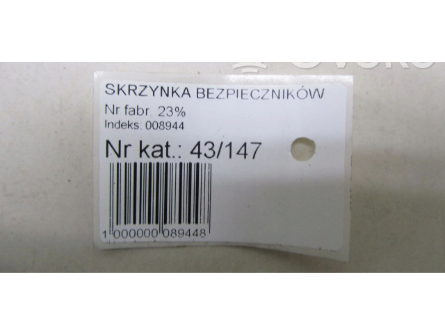   Pojistková skříňka 8215035240   SsangYong Tivoli 2015