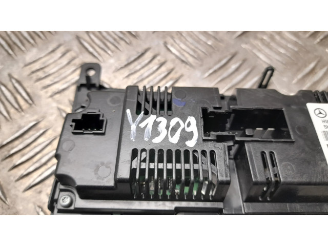 Блок управления климат-контролем A2129004825   Mercedes-Benz E W212
