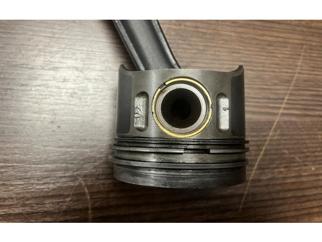  Поршень OM646.982 6460300717, 6460300717  Mercedes-Benz Vito Viano W639  