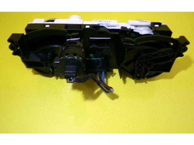 Блок управления климат-контролем 69657032   Mitsubishi Colt