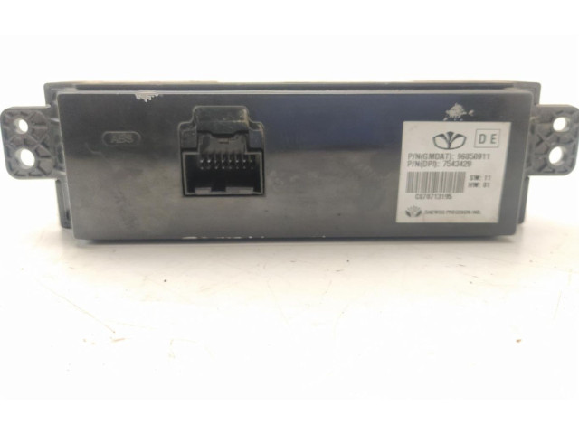 Дисплей    96850911   Chevrolet Meriva