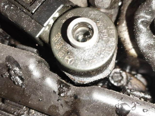 Vstřikovač 0445110104   Mercedes-Benz ML W163  pro naftový motor 4.0  