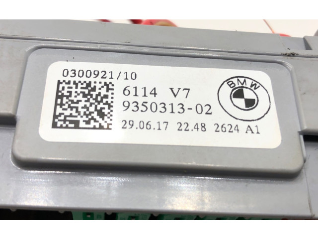 Блок предохранителей  9350313   BMW 5 G30 G31    