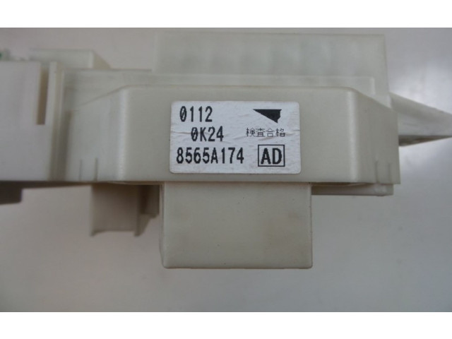 Блок предохранителей  8565A174, 1791H0A1   Mitsubishi Colt    