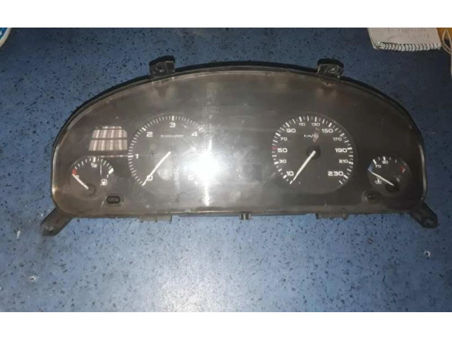 Přístrojová deska  Peugeot 406  9639940380  