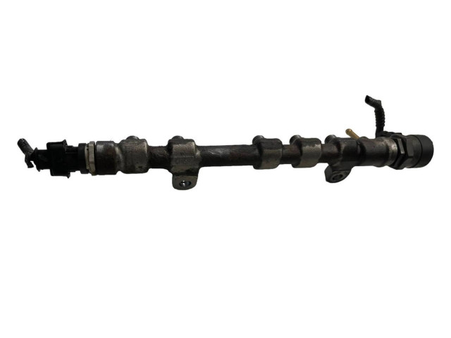 Vstřikovací lišta 2381033030, 110317056136   Toyota Yaris     