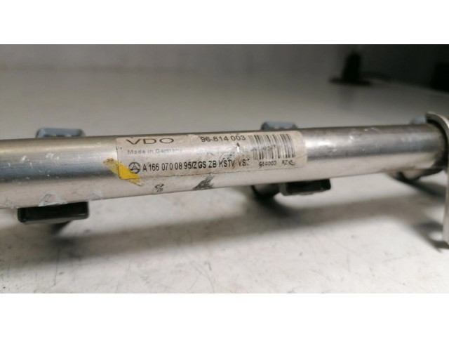 Vstřikovací lišta A1660700895   Mercedes-Benz A W168  pro benzínový motor 1.4  