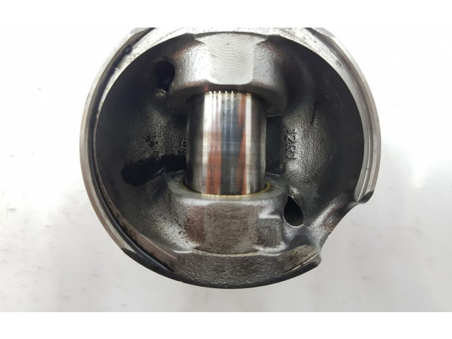  Поршень с шатуном AWX 038107065EL, 038107065EL  Volkswagen PASSAT B5.5  