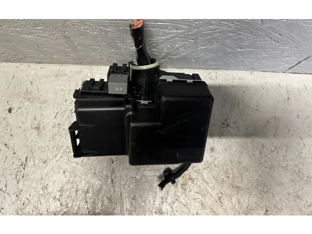   Pojistková skříňka 31384034, 15536588   Volvo XC60 2019