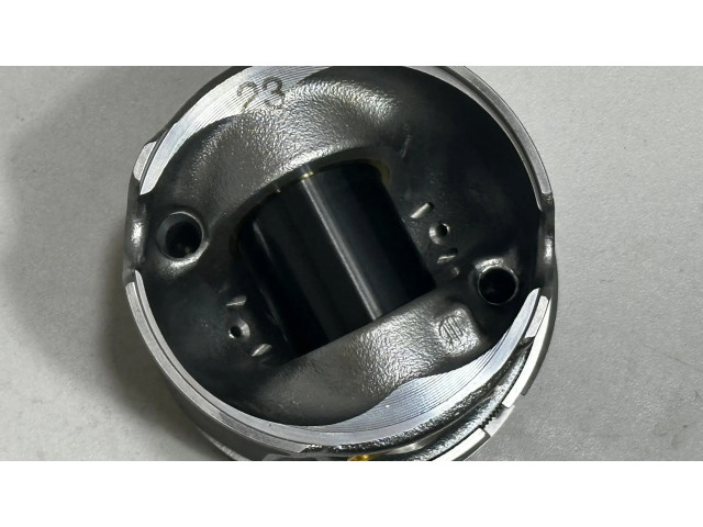 Píst 8580515   BMW 3 G20 G21     