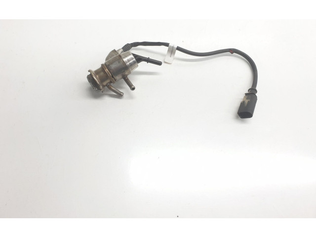 Vstřikovač 0444025082, 4G0131113E   Audi A6 S6 C8 4K    DDVE 
