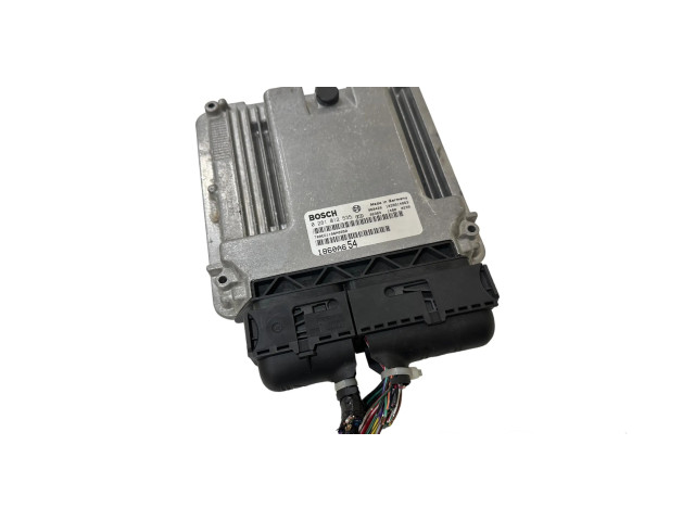 Блок управления двигателя 1860A654, 1039S14863   Mitsubishi Grandis