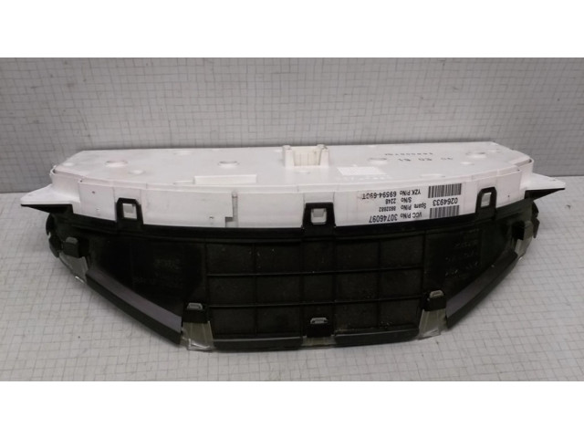 Панель приборов 30746097, 8602882   Volvo V70       