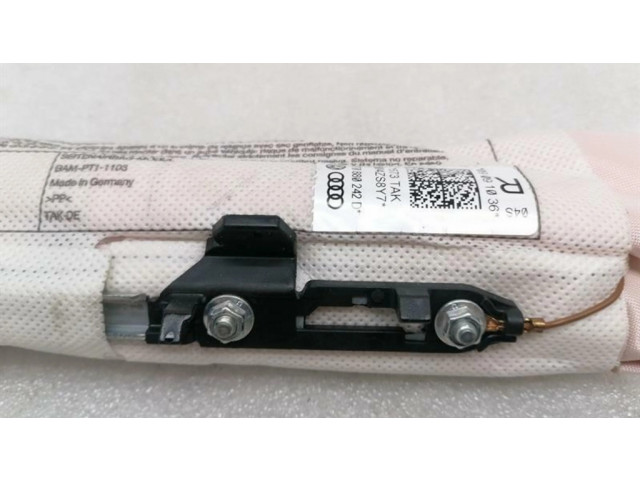 Подушка безопасности в сиденье 8T0880242D   Audi RS5