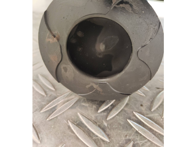 Píst 81l123   Volvo V60    D5244t15 