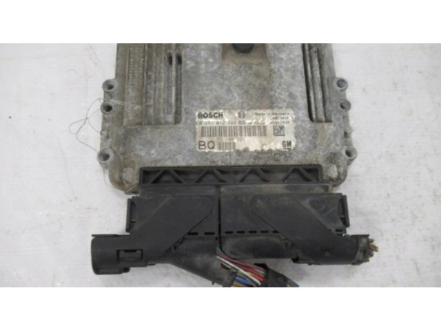 Řídící jednotka 55198921, 0281012548   Opel Astra H 2004