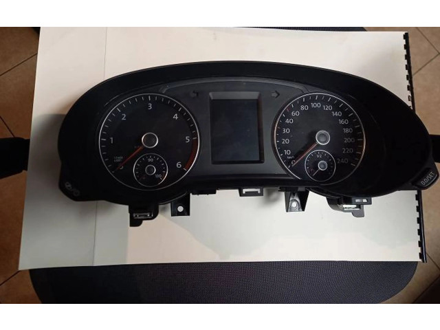 Přístrojová deska  Seat Alhambra (Mk2) 2016 7N5920880A, VDD024010  