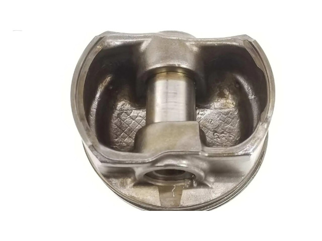 Píst 11257512526   BMW 5 E39  pro benzínový motor 2.5  