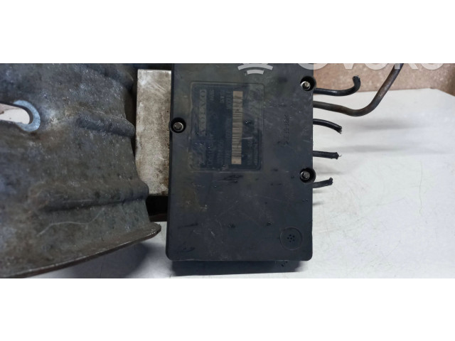 Jednotka ABS 30714956   Volvo V70 2005